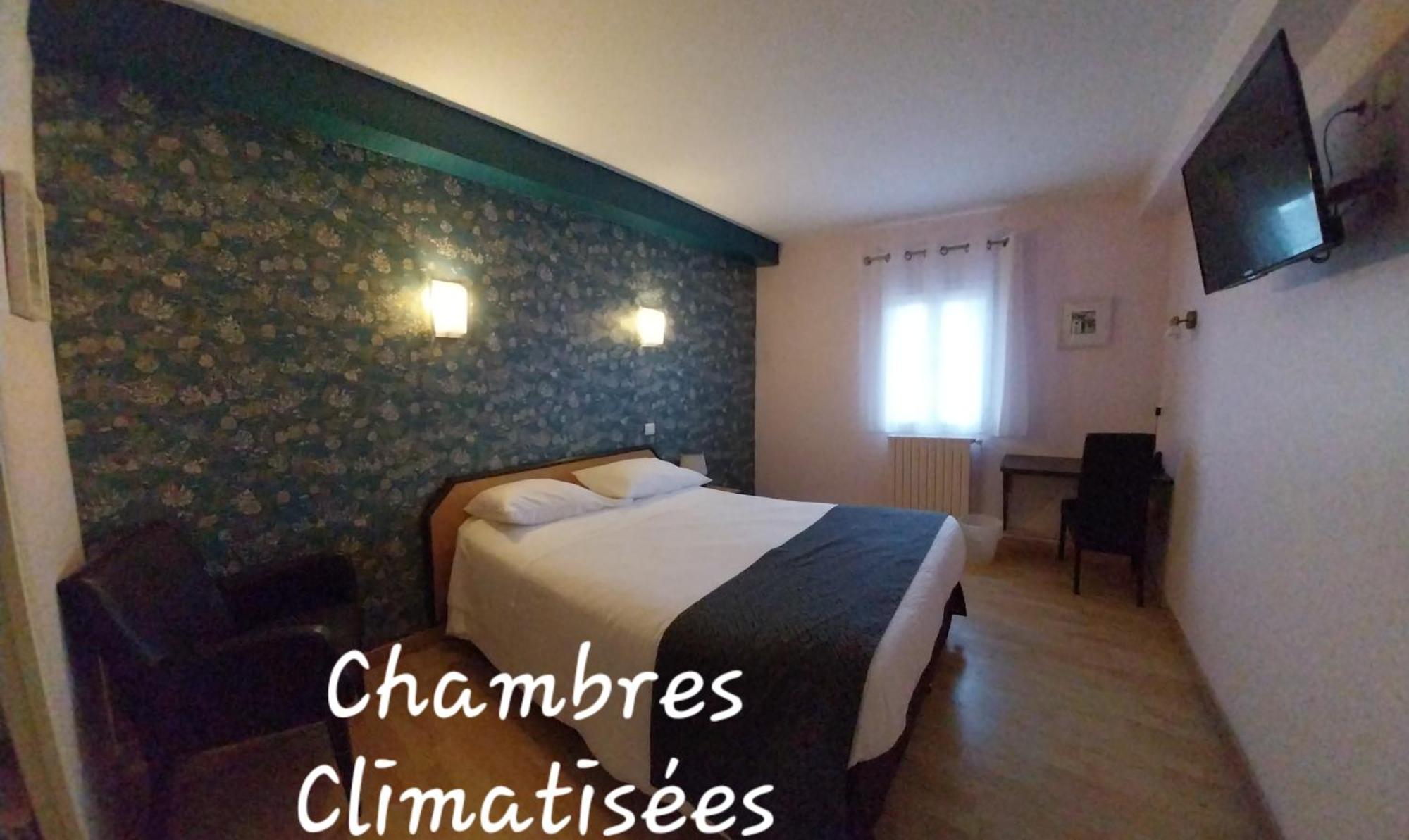 Hotel Restaurant Du Lauragais Logis De France ヴィルフランシュ・ド・ロラゲ エクステリア 写真