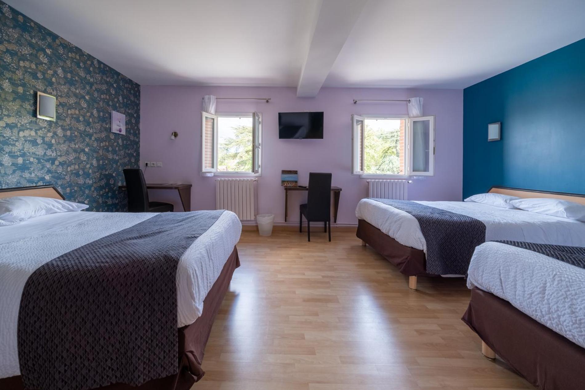 Hotel Restaurant Du Lauragais Logis De France ヴィルフランシュ・ド・ロラゲ エクステリア 写真