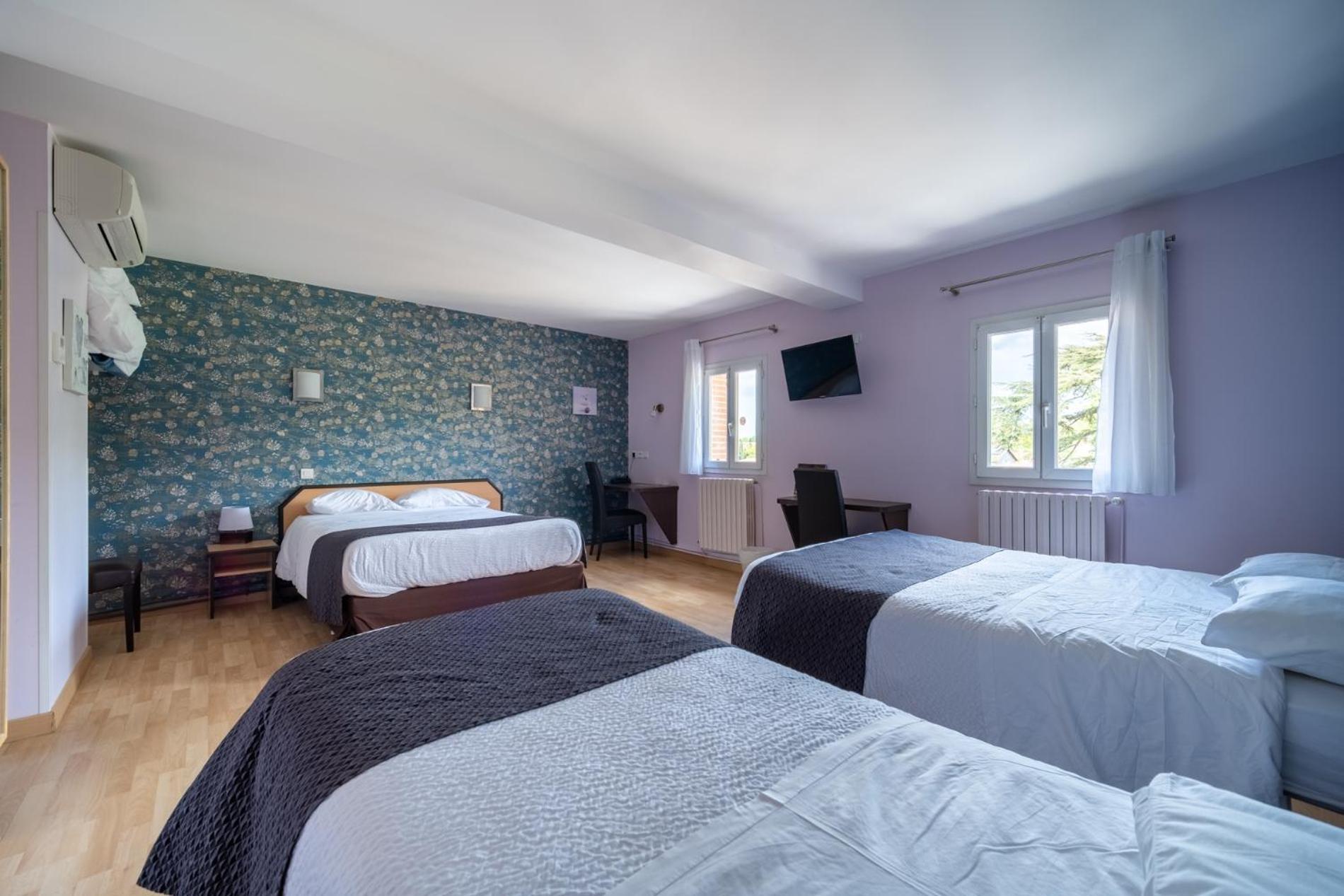 Hotel Restaurant Du Lauragais Logis De France ヴィルフランシュ・ド・ロラゲ エクステリア 写真