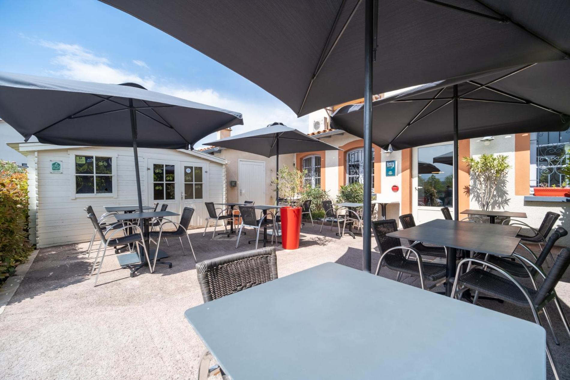 Hotel Restaurant Du Lauragais Logis De France ヴィルフランシュ・ド・ロラゲ エクステリア 写真