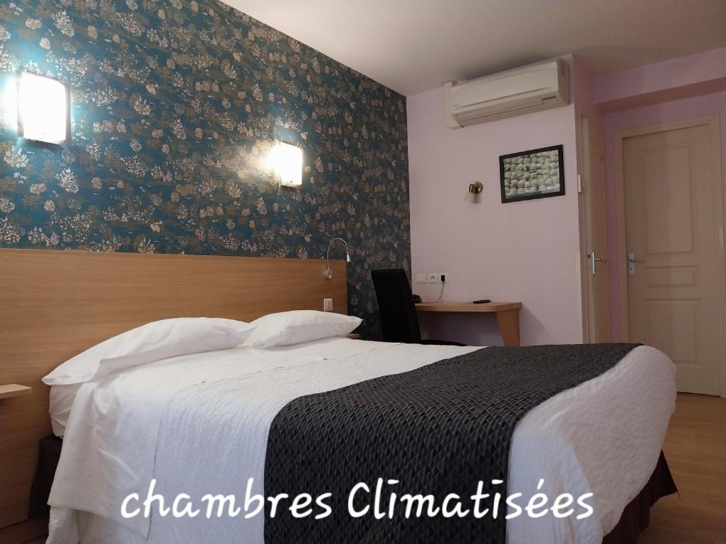 Hotel Restaurant Du Lauragais Logis De France ヴィルフランシュ・ド・ロラゲ エクステリア 写真