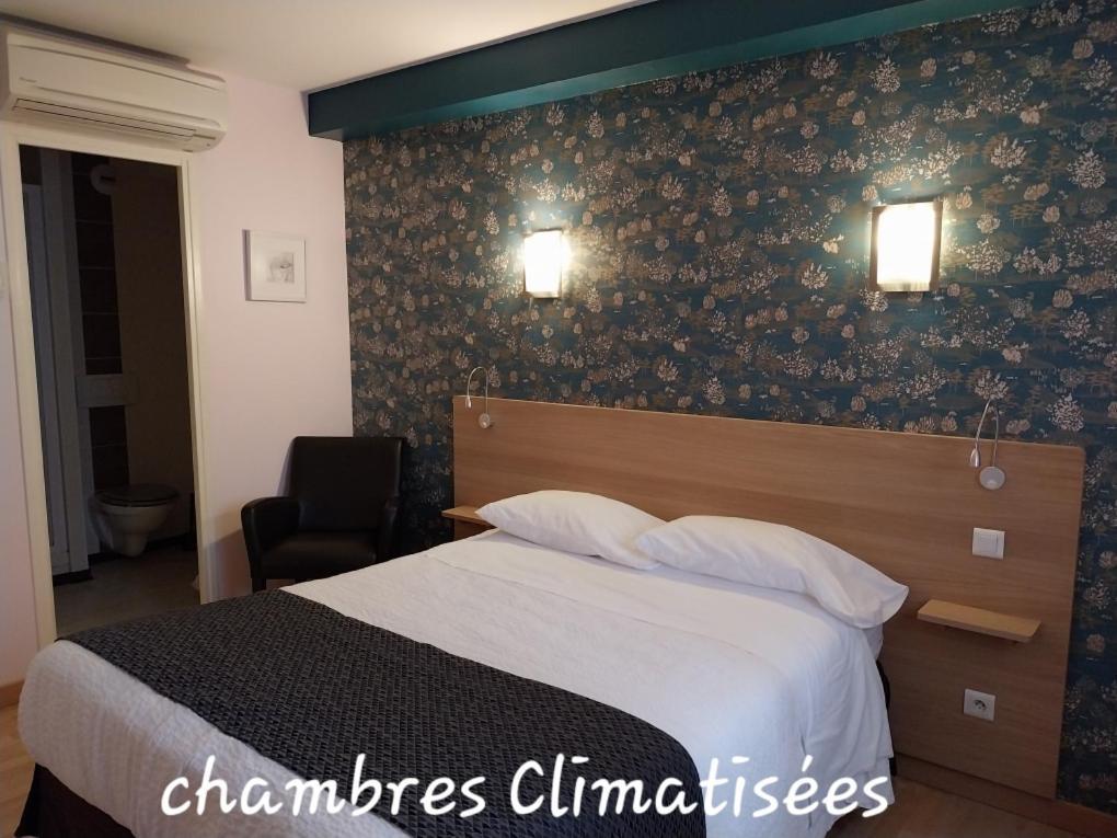 Hotel Restaurant Du Lauragais Logis De France ヴィルフランシュ・ド・ロラゲ エクステリア 写真
