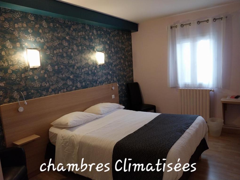 Hotel Restaurant Du Lauragais Logis De France ヴィルフランシュ・ド・ロラゲ エクステリア 写真